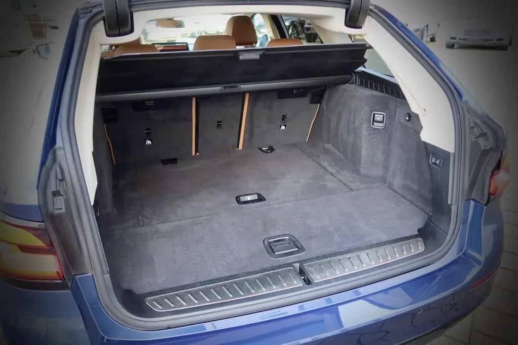 BMW 5 Series 520 d Touring #1HD#WINTERPACK#HUP#StHz#8xALU 05/2023-photo-24