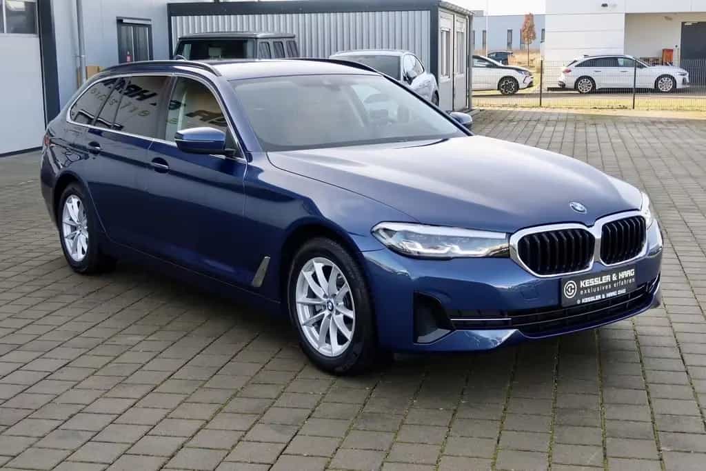 BMW 5 Series 520 d Touring #1HD#WINTERPACK#HUP#StHz#8xALU 05/2023-photo-3