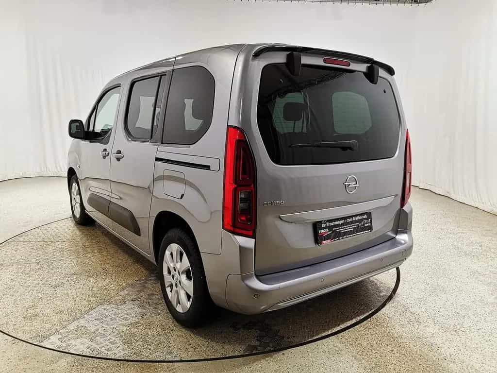 Opel Combo Life 1.5 D Elegance Kamera|SHZ|PDC|Temp. 05/2022-photo-4