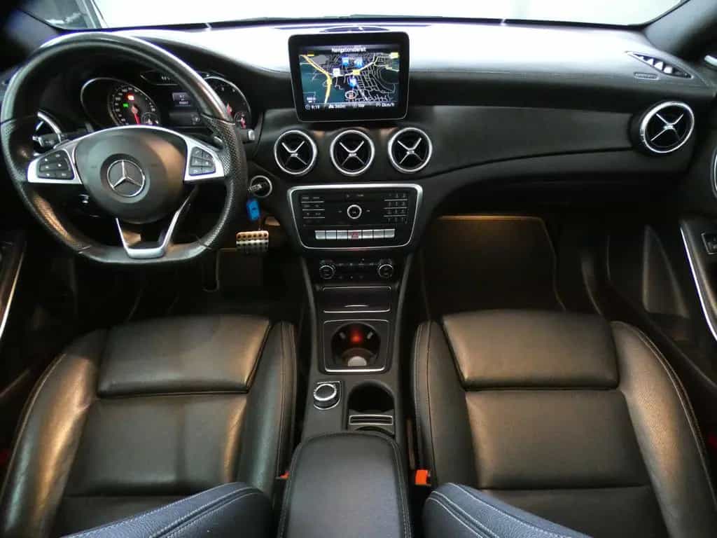 Mercedes-Benz CLA-Class 250 4M AMG*DISTRONIC*NAVI*LED*PANO*NIGHT*IHC 02/2019-photo-10