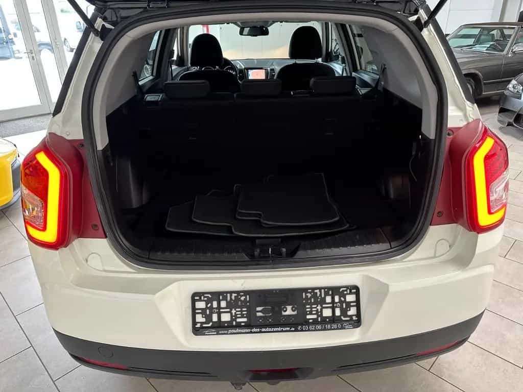 Ssangyong XLV 1,6 e-XDI QUARTZ Navi*Klima*AHK*PDC*1.Hand 03/2017-photo-11