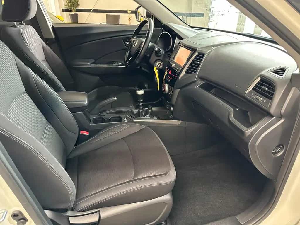 Ssangyong XLV 1,6 e-XDI QUARTZ Navi*Klima*AHK*PDC*1.Hand 03/2017-photo-13