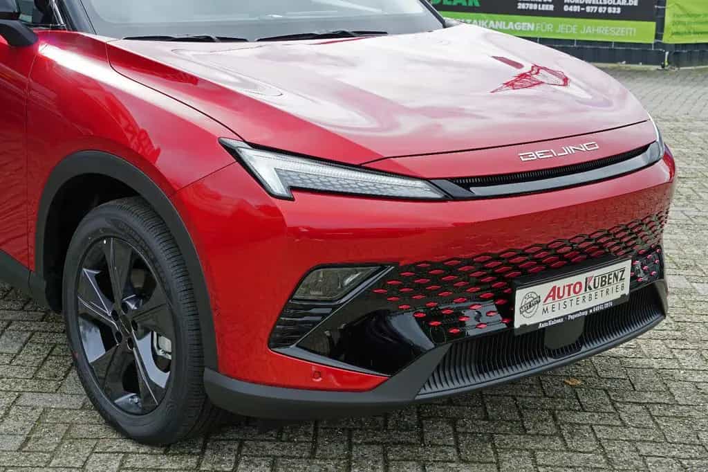 BAIC X55 Luxury 1.Hd! ACC LKA TEMP LKA PANO LEDER360° 10/2024-photo-2