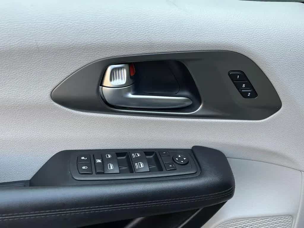 Chrysler Pacifica 7S. Navi LPG Kamera Leder Memory ACC 11/2021-photo-19