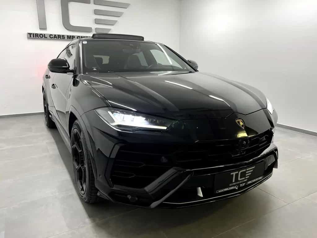 Lamborghini Urus AWD Aut. Pano, Keramik,B&O, Massage, ... 02/2019-photo-10
