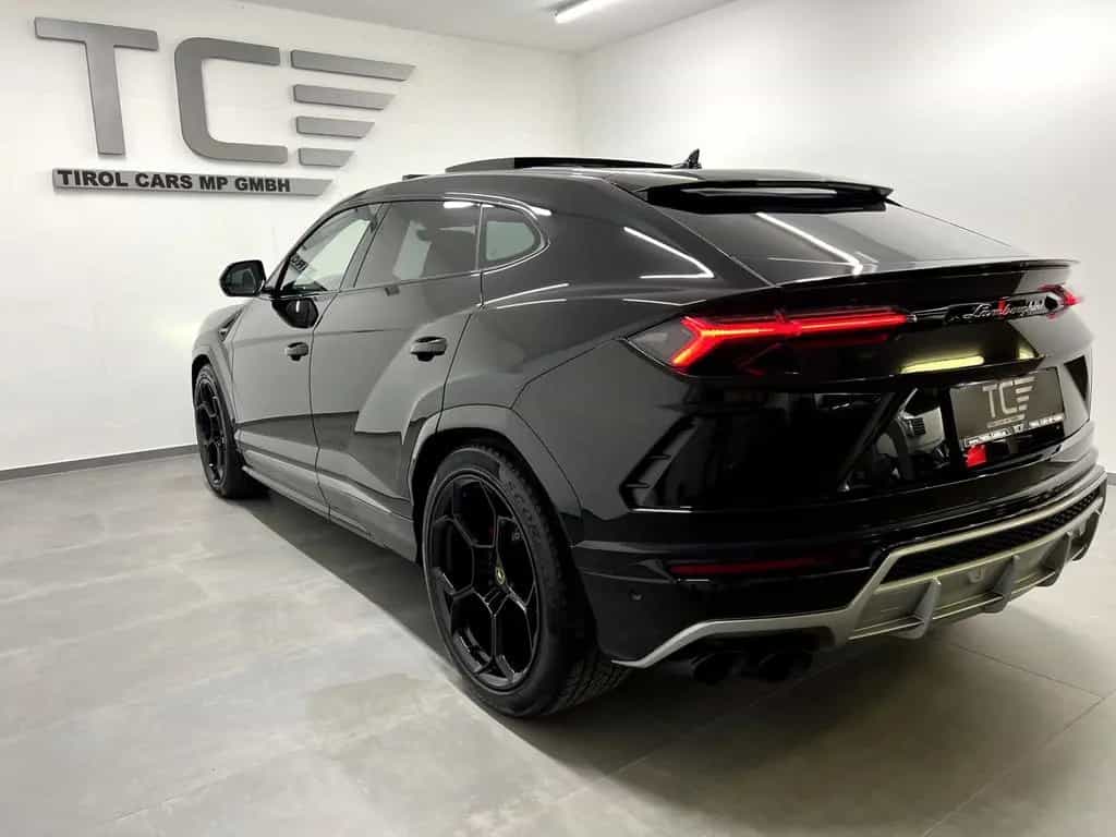 Lamborghini Urus AWD Aut. Pano, Keramik,B&O, Massage, ... 02/2019-photo-15