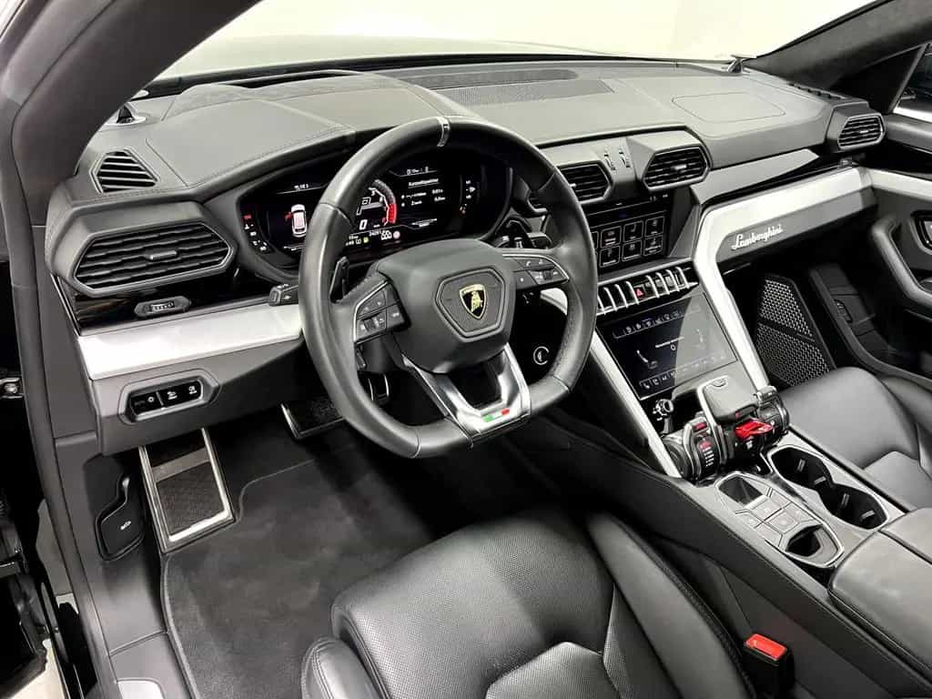 Lamborghini Urus AWD Aut. Pano, Keramik,B&O, Massage, ... 02/2019-photo-19