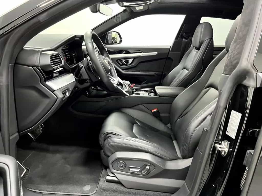 Lamborghini Urus AWD Aut. Pano, Keramik,B&O, Massage, ... 02/2019-photo-20