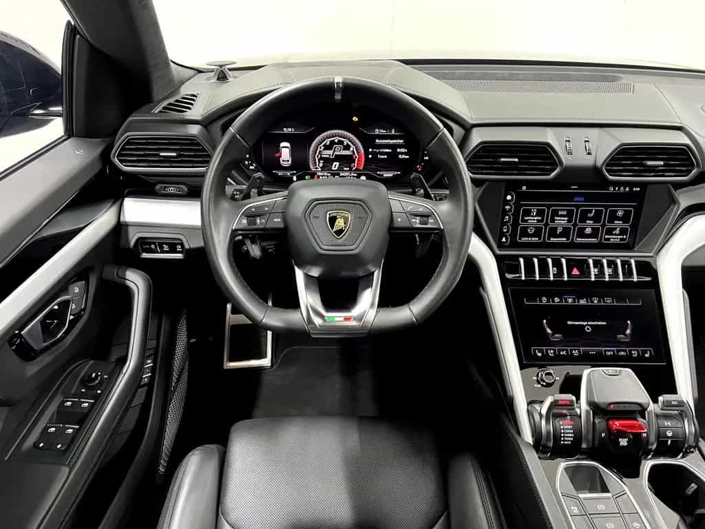 Lamborghini Urus AWD Aut. Pano, Keramik,B&O, Massage, ... 02/2019-photo-24