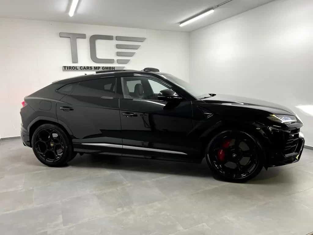 Lamborghini Urus AWD Aut. Pano, Keramik,B&O, Massage, ... 02/2019-photo-5