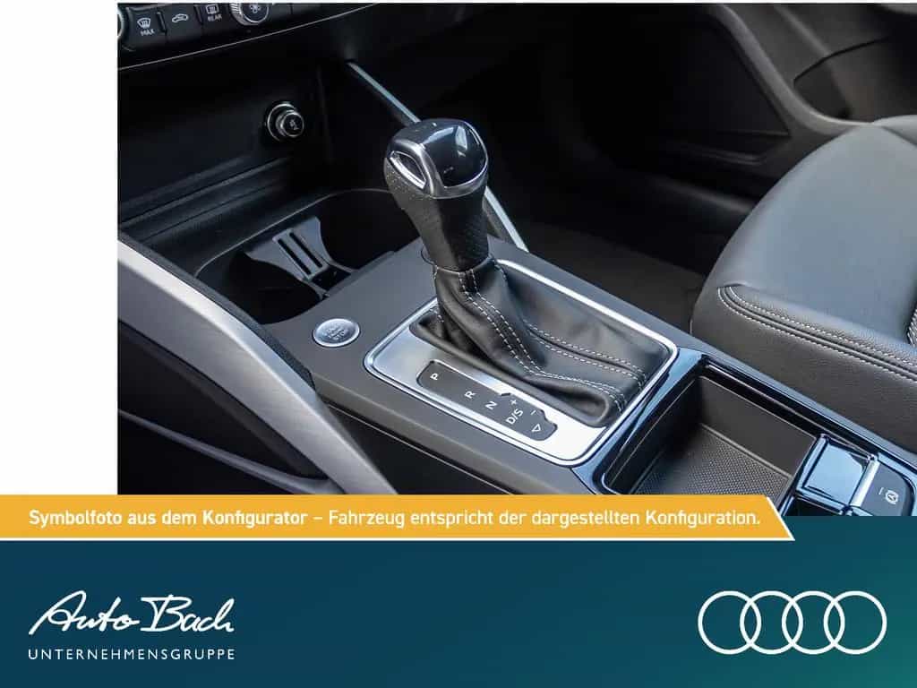 Audi Q2 S line 35TFSI 150PS Stronic 18" / S-Interieur null-photo-11