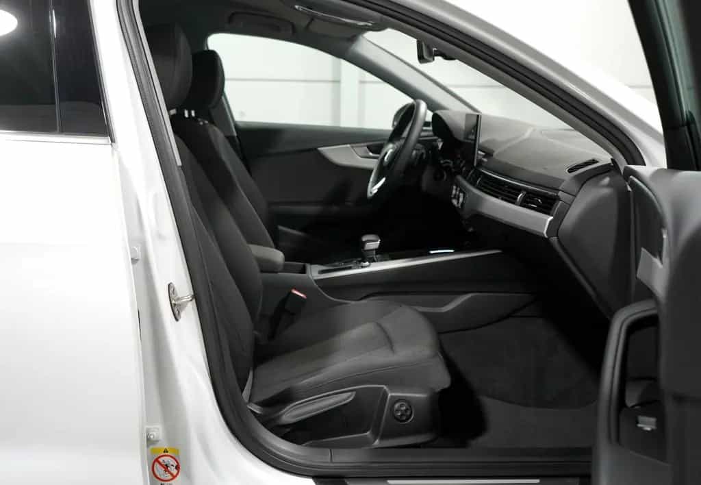 Audi A4 Avant 35 TDI advan. *360°KAM*AHK*LED*SHZ*1.HD 06/2023-photo-27