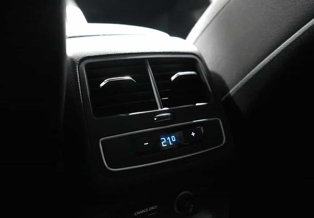 Audi A4 Avant 35 TDI advan. *360°KAM*AHK*LED*SHZ*1.HD 06/2023-photo-29