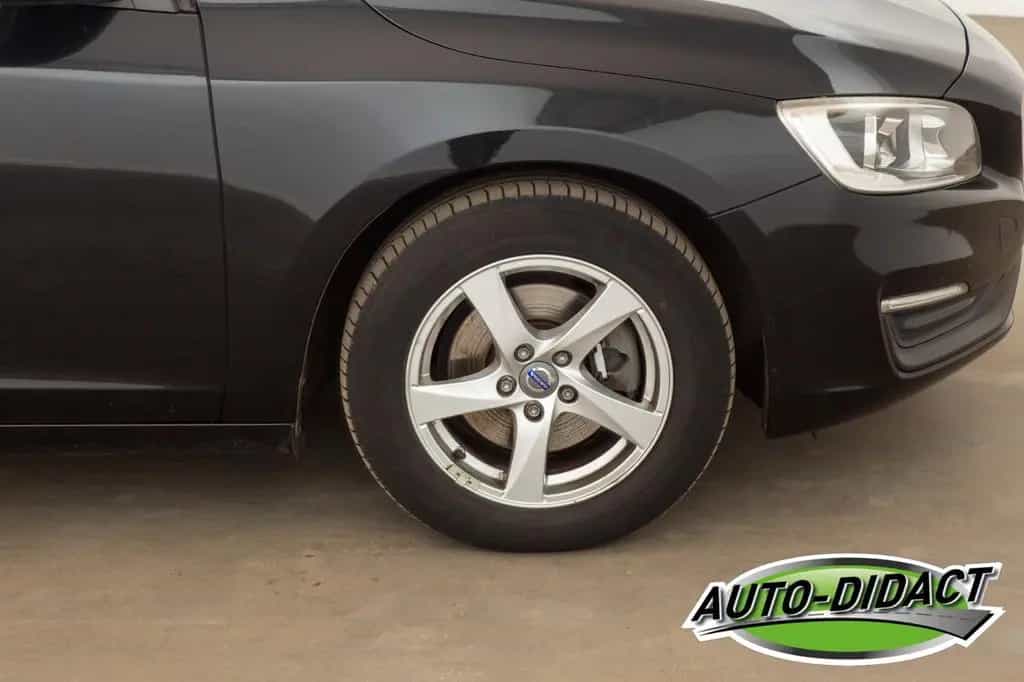 Volvo S60 Lim. Kinetic 03/2015-photo-20