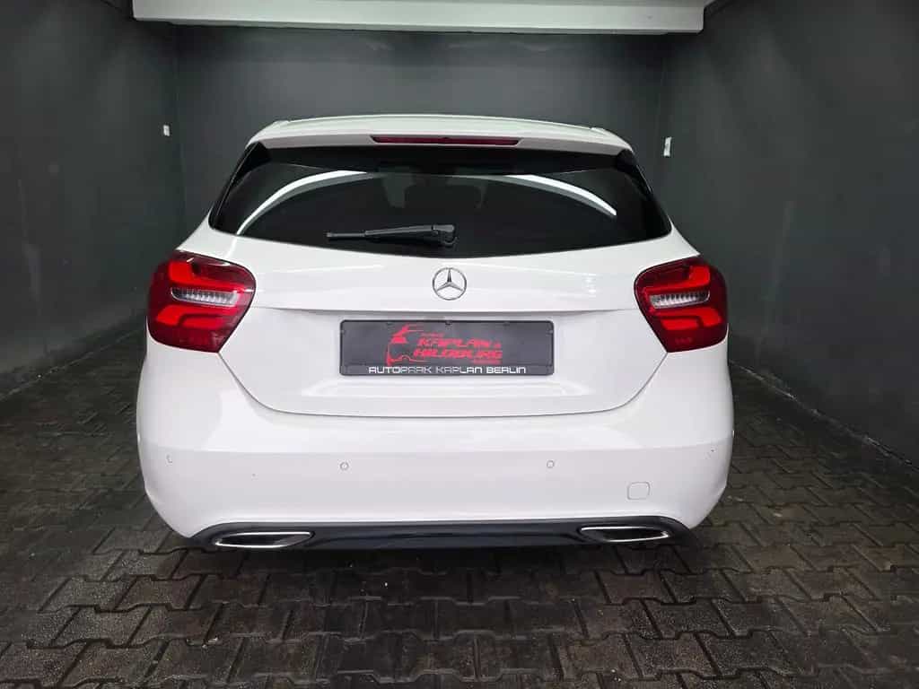Mercedes-Benz A-Class 180 BE, 7 G TRONIC , LED SCHEINw., R-KAMER,NAV 10/2016-photo-4