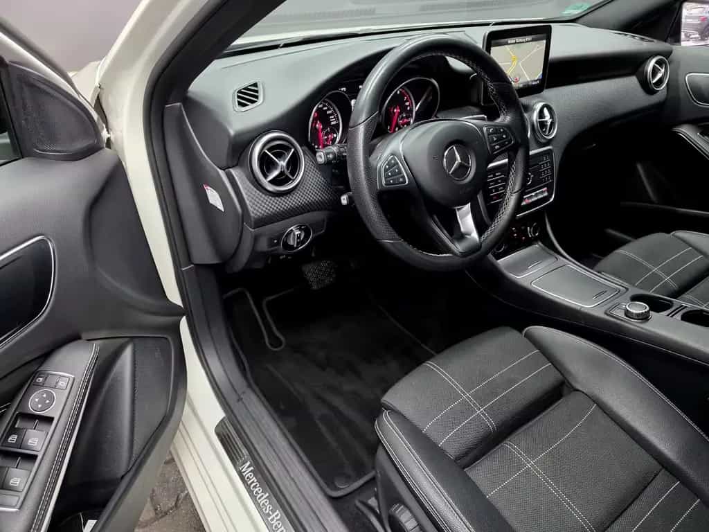 Mercedes-Benz A-Class 180 BE, 7 G TRONIC , LED SCHEINw., R-KAMER,NAV 10/2016-photo-6