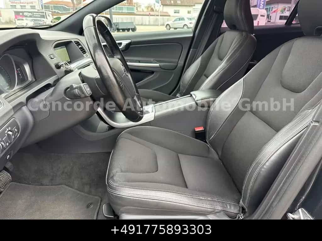 Volvo V60 Kombi Linje  BI-XENON RFK AUTOMATIK SHZ AHK 03/2017-photo-14