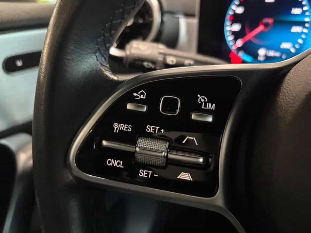Mercedes-Benz A-Class 220+DISTRONIC+WIDESCREEN+MULTIBEAM+PROGR+MBUX 06/2019-photo-16
