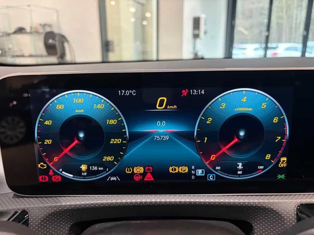 Mercedes-Benz A-Class 220+DISTRONIC+WIDESCREEN+MULTIBEAM+PROGR+MBUX 06/2019-photo-26
