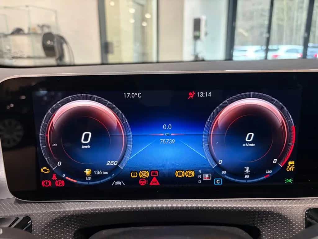 Mercedes-Benz A-Class 220+DISTRONIC+WIDESCREEN+MULTIBEAM+PROGR+MBUX 06/2019-photo-27