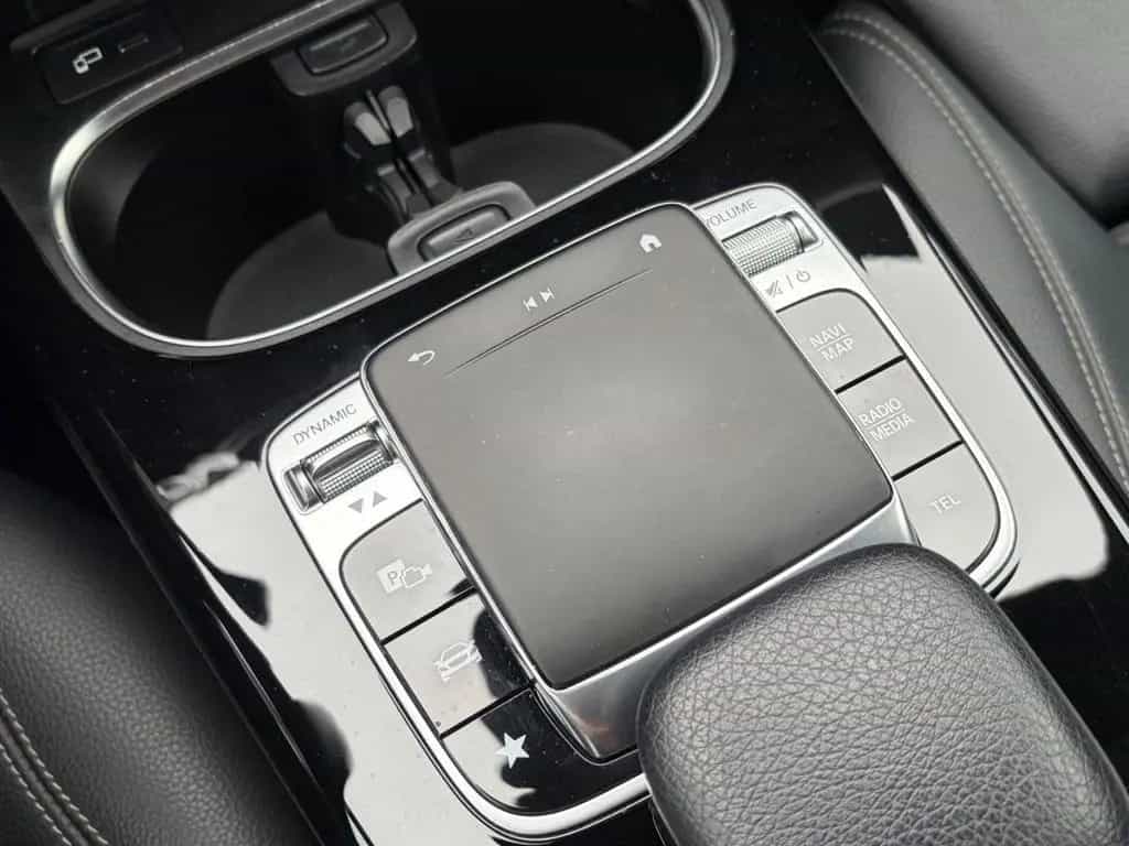 Mercedes-Benz A-Class 220+DISTRONIC+WIDESCREEN+MULTIBEAM+PROGR+MBUX 06/2019-photo-30