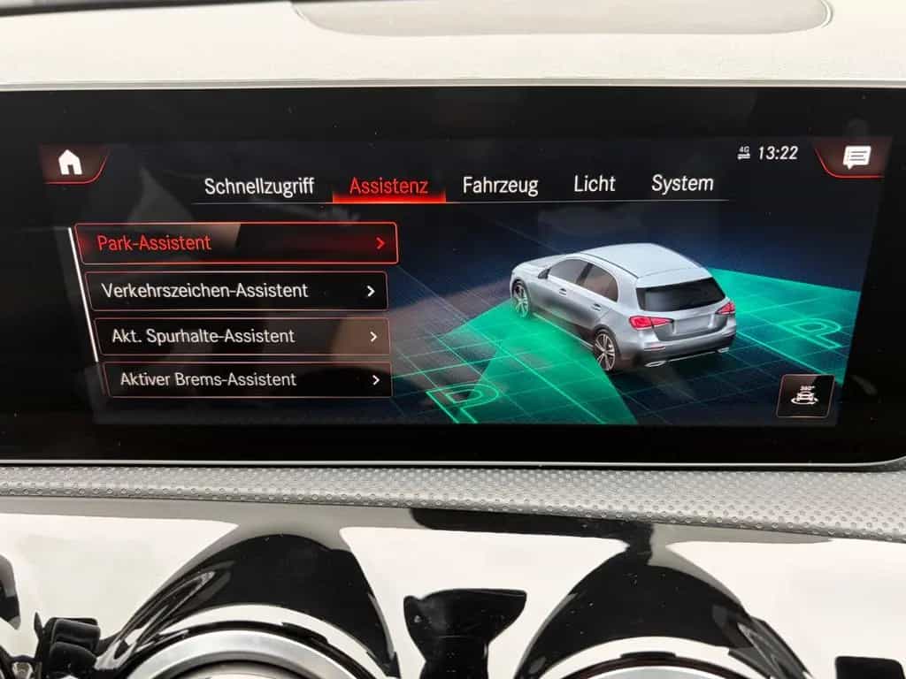 Mercedes-Benz A-Class 220+DISTRONIC+WIDESCREEN+MULTIBEAM+PROGR+MBUX 06/2019-photo-33