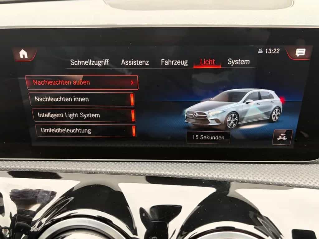 Mercedes-Benz A-Class 220+DISTRONIC+WIDESCREEN+MULTIBEAM+PROGR+MBUX 06/2019-photo-35