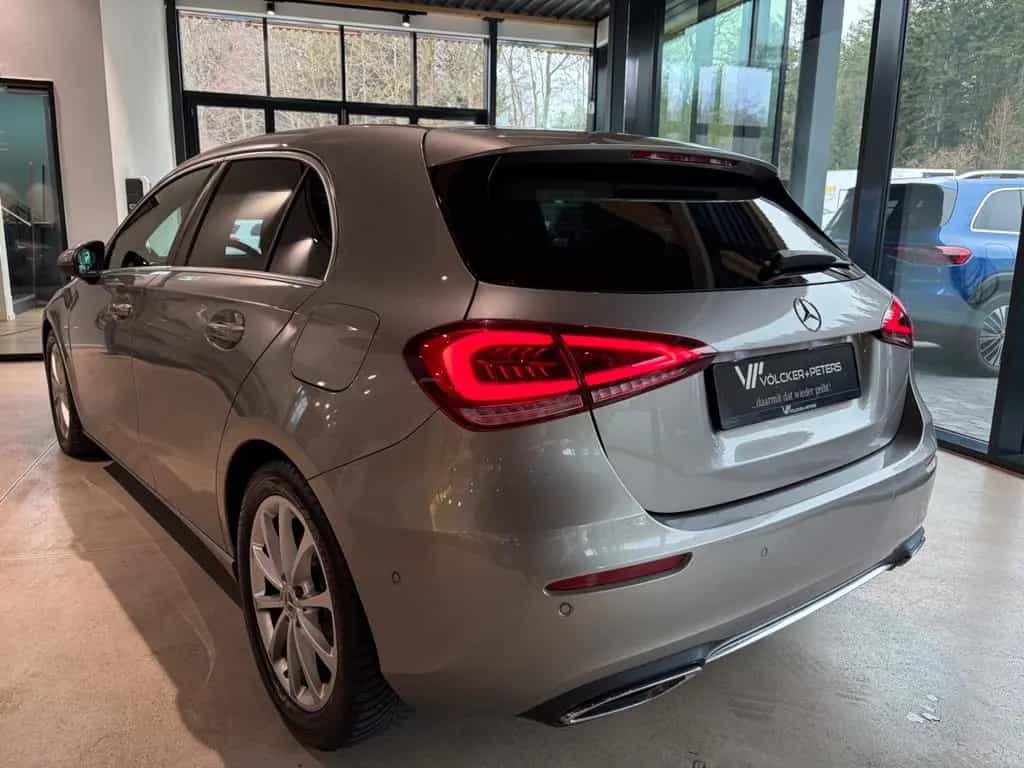 Mercedes-Benz A-Class 220+DISTRONIC+WIDESCREEN+MULTIBEAM+PROGR+MBUX 06/2019-photo-7
