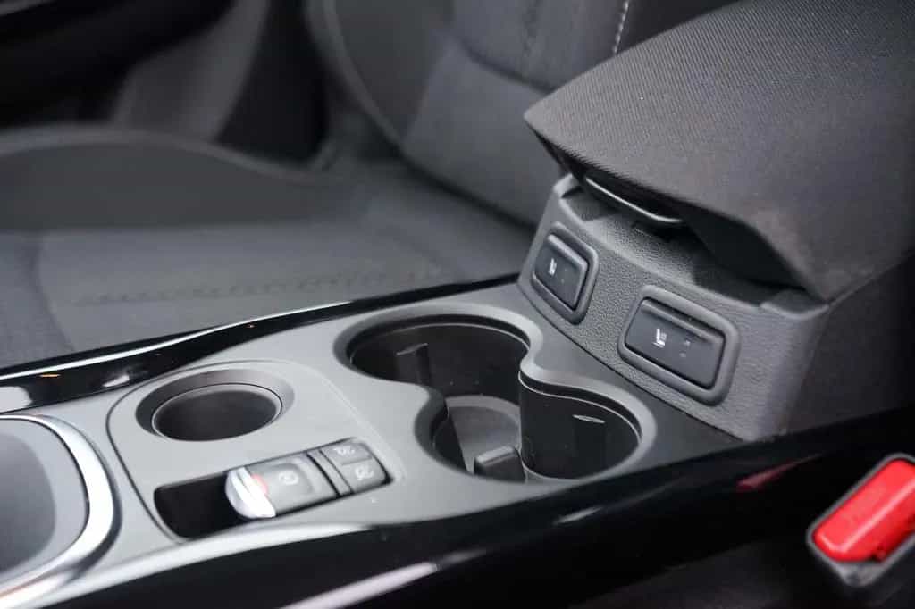 Renault Kadjar ENERGY TCe 130 EDC 12/2017-photo-18