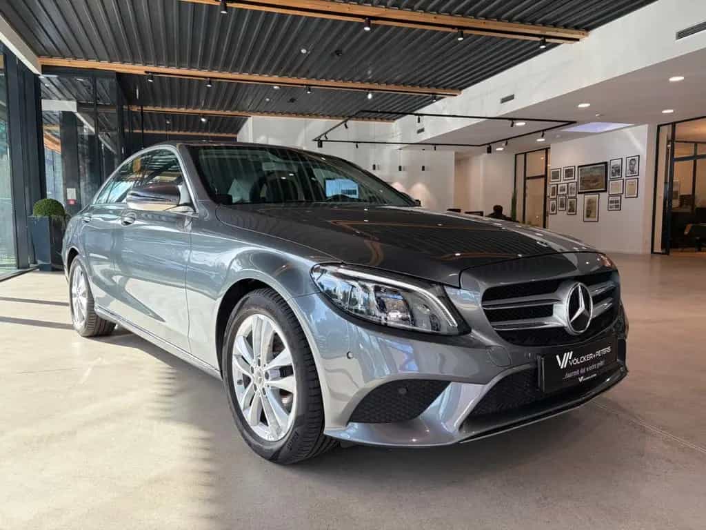 Mercedes-Benz C 180 +MULTIBEAM+SCHIEBED+NAVI+KAMERA+AVANTGARDE 04/2019-photo-3