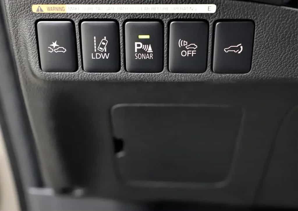 Mitsubishi Outlander 2.0 203PS Plug-in-Hybrid PHEV TOP 4WD 07/2016-photo-16