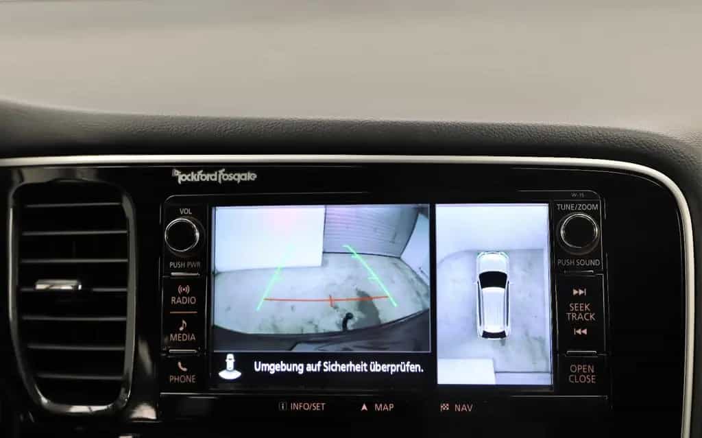 Mitsubishi Outlander 2.0 203PS Plug-in-Hybrid PHEV TOP 4WD 07/2016-photo-18