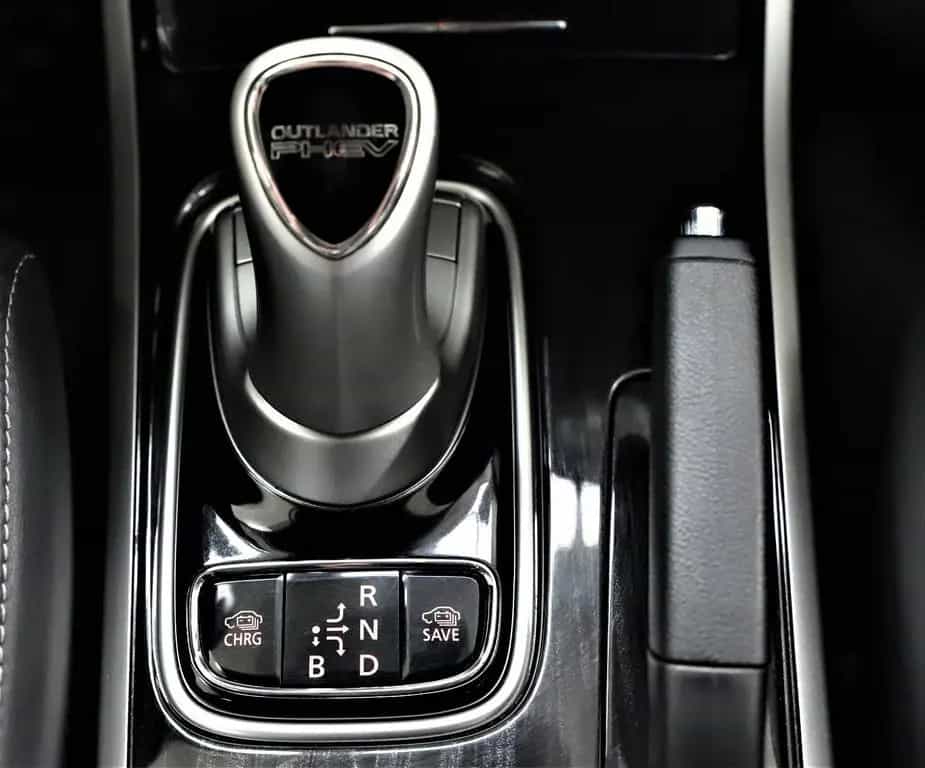 Mitsubishi Outlander 2.0 203PS Plug-in-Hybrid PHEV TOP 4WD 07/2016-photo-26