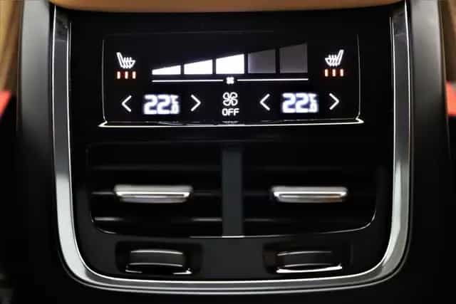 Volvo XC90 2.0 408PS T8 Inscription AWD 7S Standhzg 01/2017-photo-24