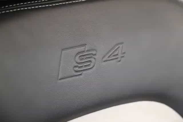 Audi S4 Avant 3.0TFSI 333PS S-tronic Carbon ACC Pano 06/2013-photo-32