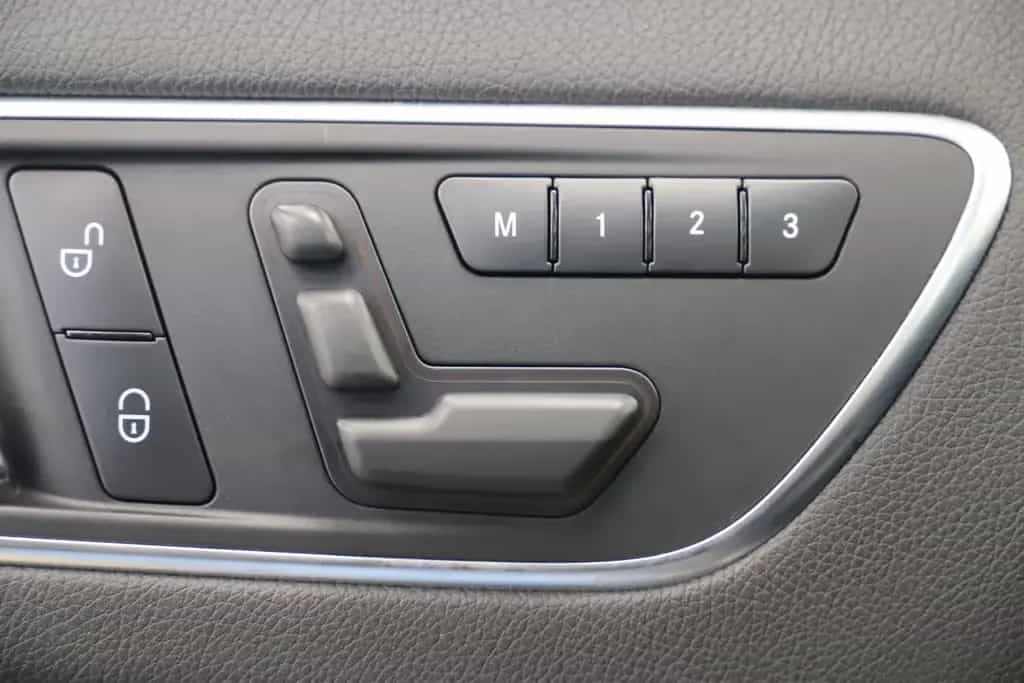 Mercedes-Benz A 200 BE 156PS Automatik Style Pano Leder Memory 01/2013-photo-18