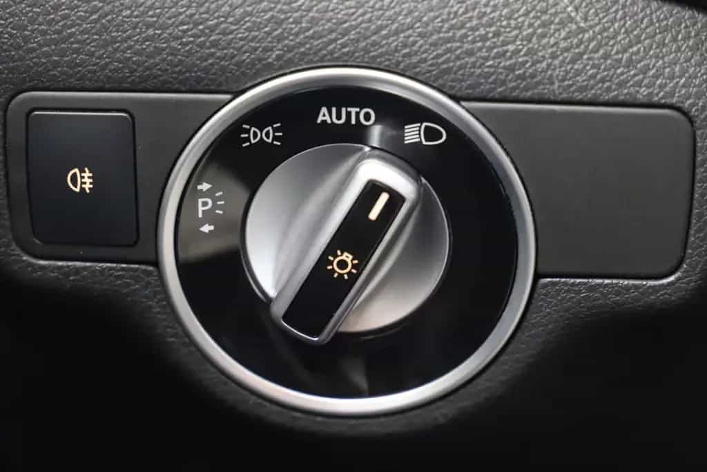 Mercedes-Benz A 200 BE 156PS Automatik Style Pano Leder Memory 01/2013-photo-22