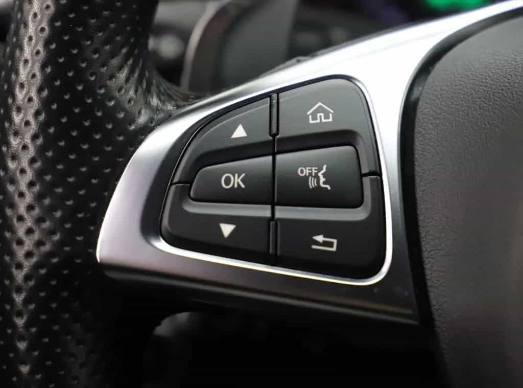 Mercedes-Benz C 63 AMG C63T AMG 476PS HUD Burmester Perf. Sitze PAGA 03/2017-photo-21