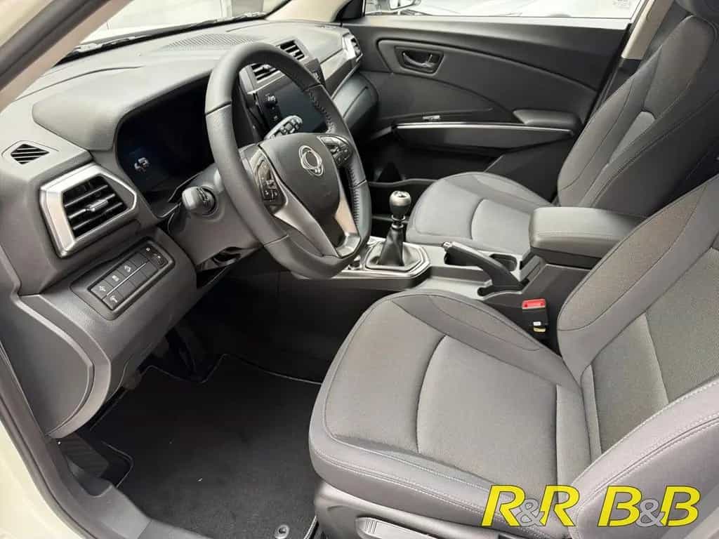 KGM Tivoli 1.5T-GDI Nomad NAVI+CARPLAY+KAMERA+BT+KLI null-photo-6