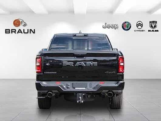 Dodge RAM 1500 Laramie Night Premium LPG 09/2025-photo-3