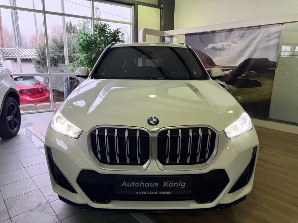 BMW X1 18 i sDrive M Sport / LED / Kamera / Memory 11/2022-photo-1