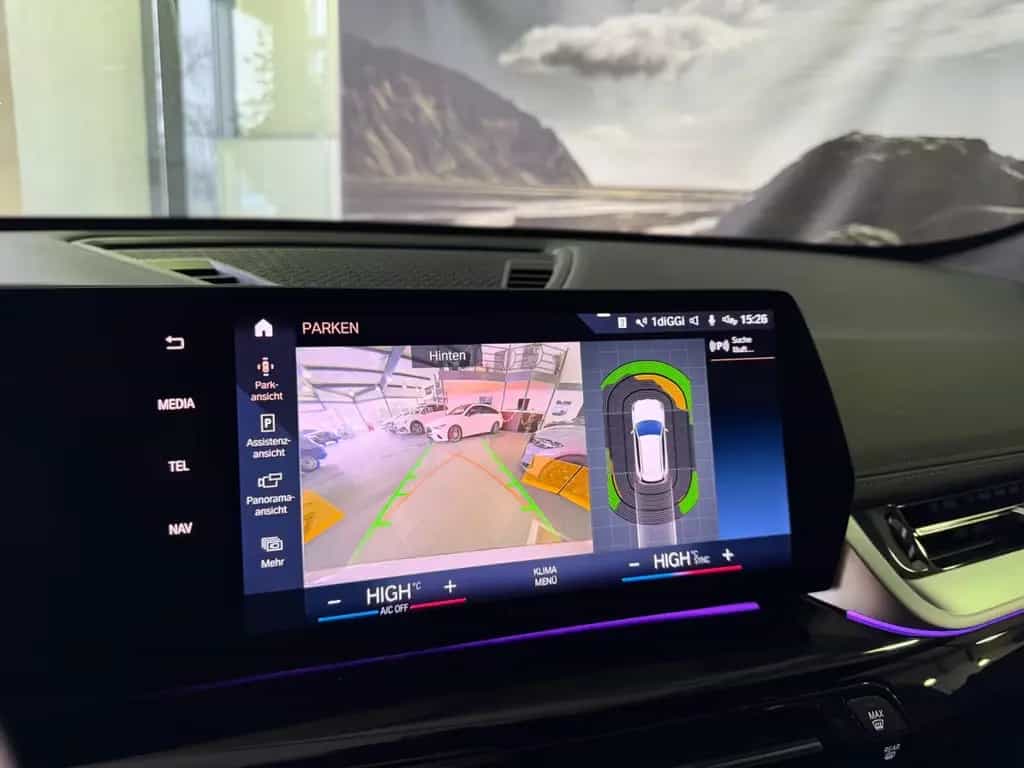 BMW X1 18 i sDrive M Sport / LED / Kamera / Memory 11/2022-photo-11