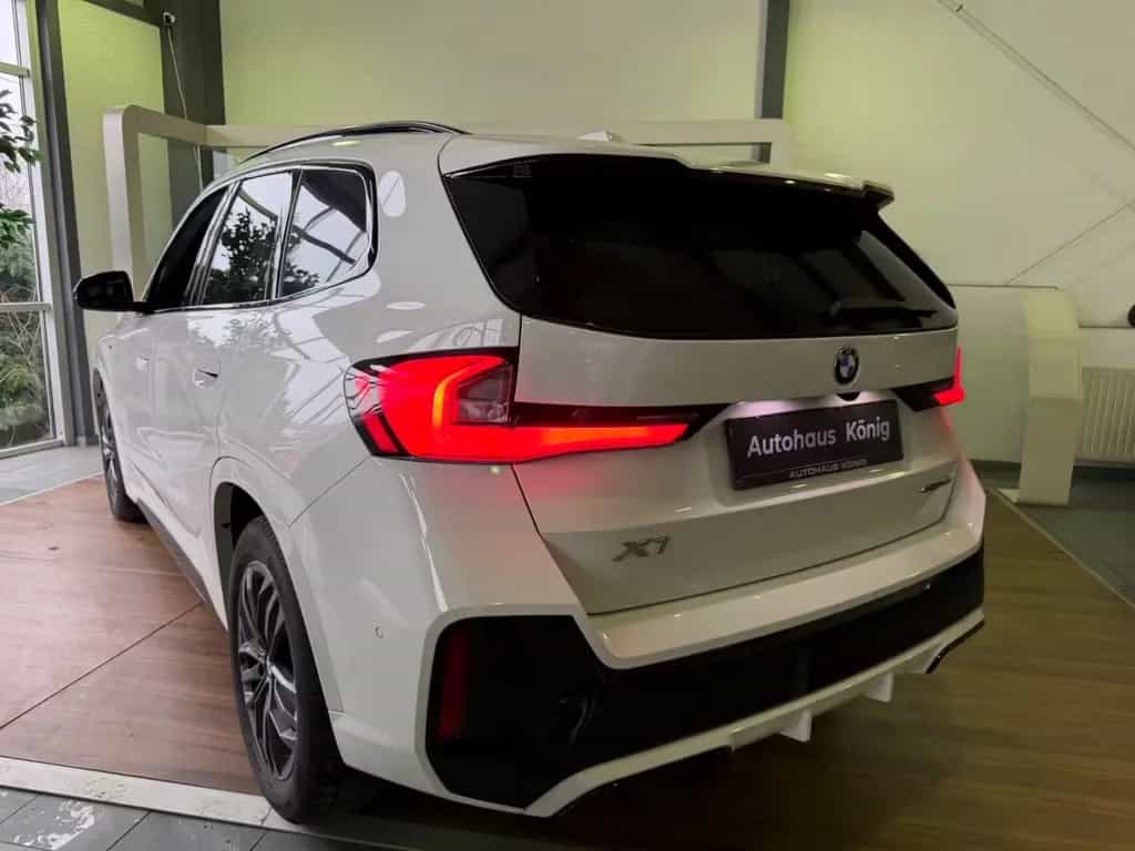 BMW X1 18 i sDrive M Sport / LED / Kamera / Memory 11/2022-photo-14