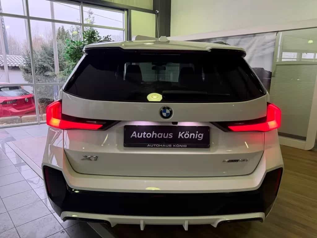 BMW X1 18 i sDrive M Sport / LED / Kamera / Memory 11/2022-photo-15