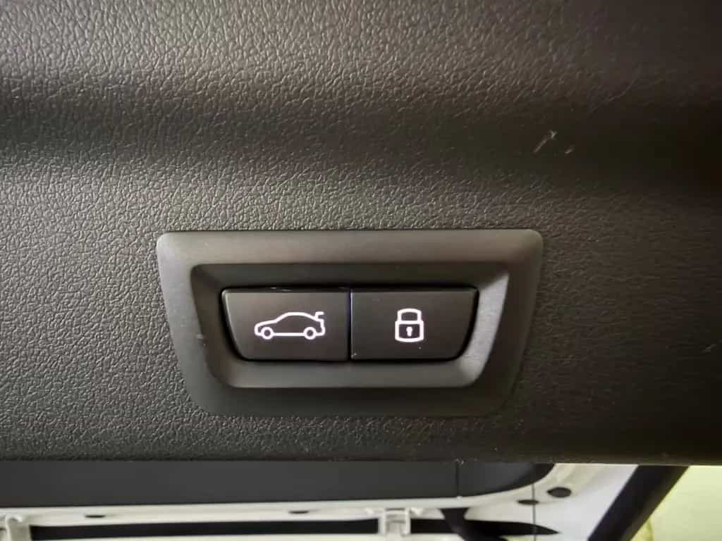 BMW X1 18 i sDrive M Sport / LED / Kamera / Memory 11/2022-photo-16