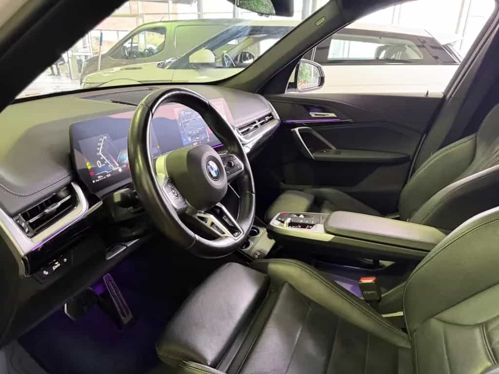 BMW X1 18 i sDrive M Sport / LED / Kamera / Memory 11/2022-photo-3