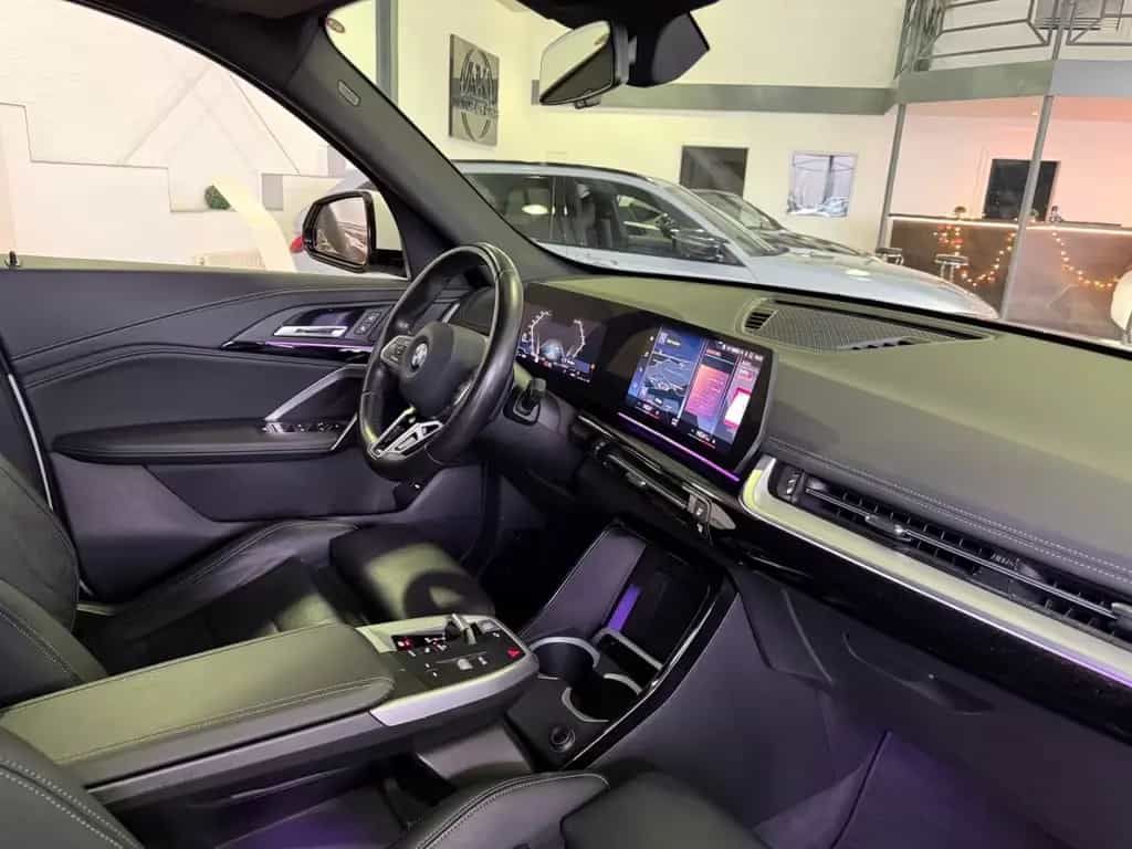 BMW X1 18 i sDrive M Sport / LED / Kamera / Memory 11/2022-photo-6
