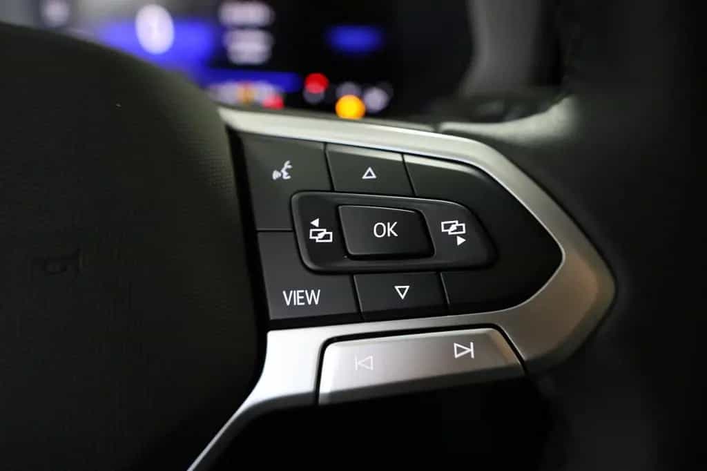Volkswagen T-Cross 1.0 TSI Life DSG|LED|AHK|2KLIMA|ACC|RFK| 01/2026-photo-23