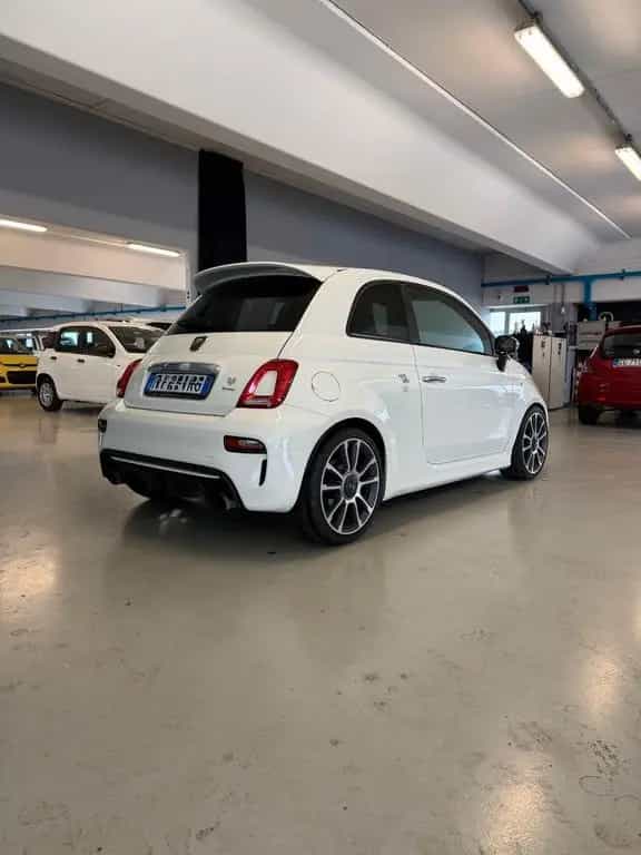 Abarth 595 1.4 Turbo T-Jet 165 CV Turismo 07/2017-photo-2