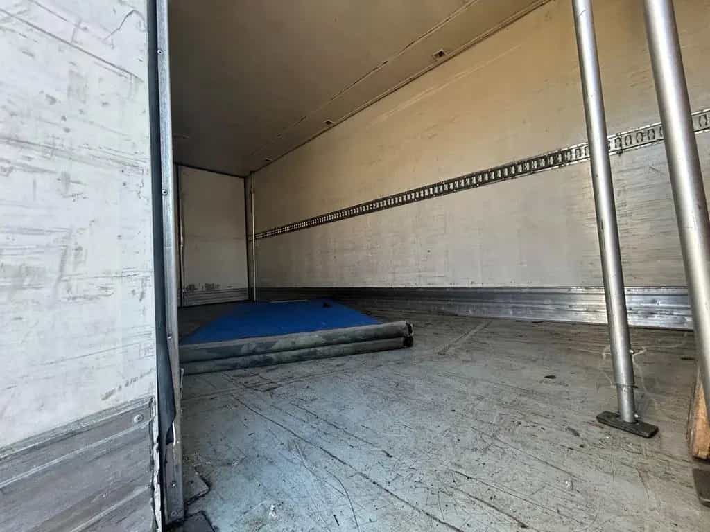 Iveco Eurocargo 150 11/2003-photo-12